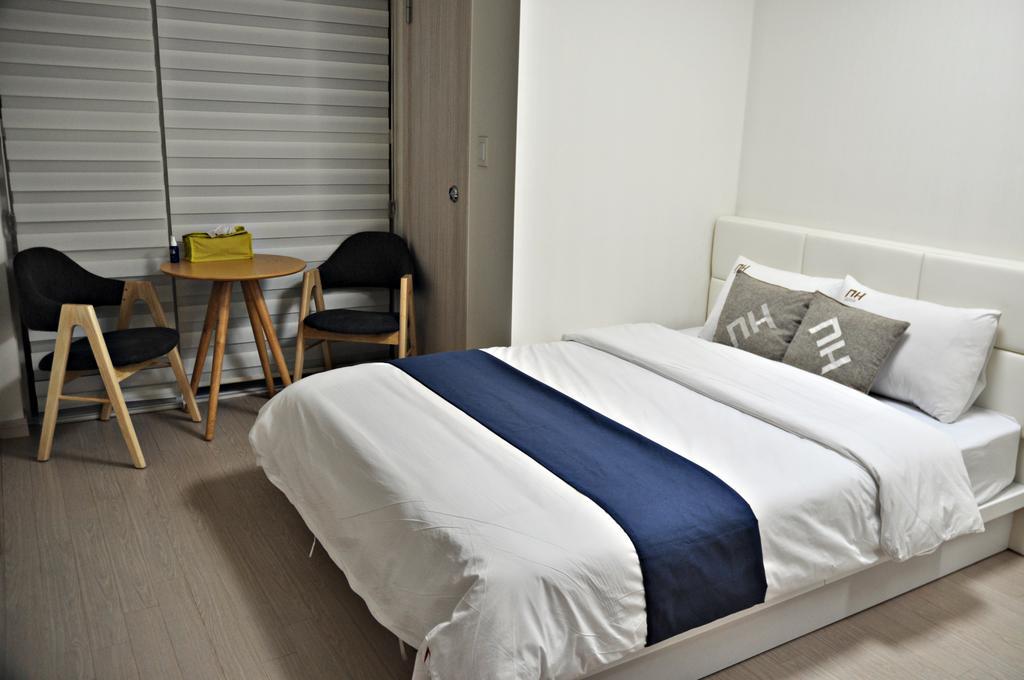 Guesthouse Myeongdong Сеул Экстерьер фото